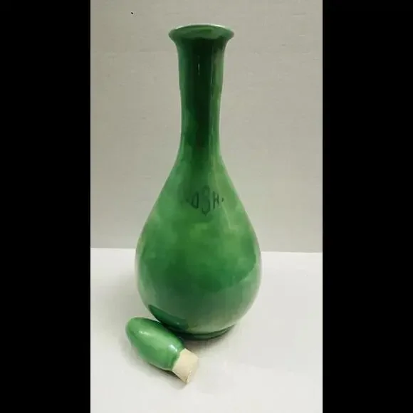 Vintage Green Ceramic Vase Signed DS- w/ 3 Wine Glass - Dated Back 1951 Original - Picture 3 of 7
